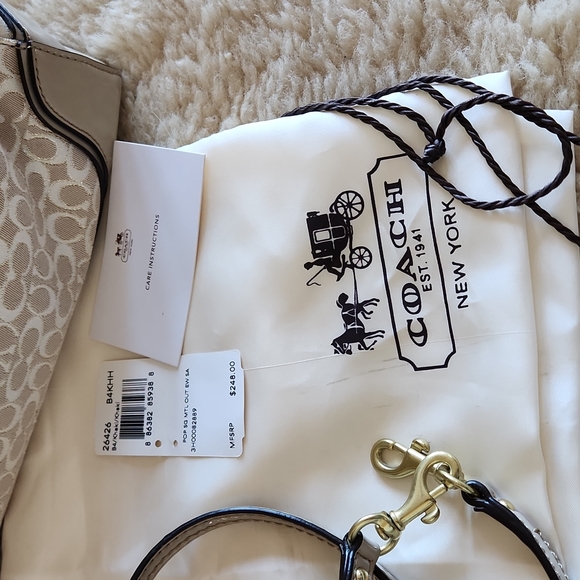 NWT Coach Pop Signature East West Satchel Bag 🤎👜💜 - Picture 4 of 16